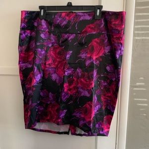 Torrid Pink and purple flowers body con skirt